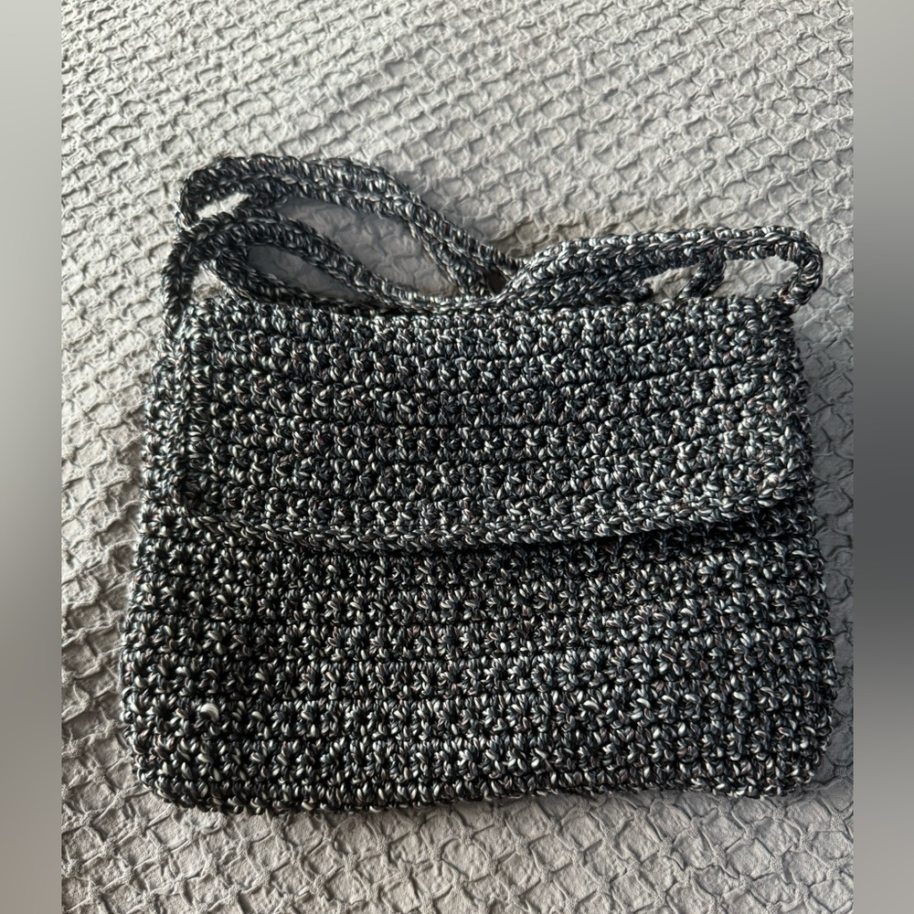 The Sak woven black, brown & cream crossbody or shoulder purse in EUC
